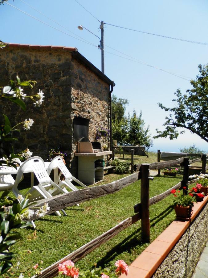 Tra Er Boscu Er Maa Villa Volastra Exterior photo