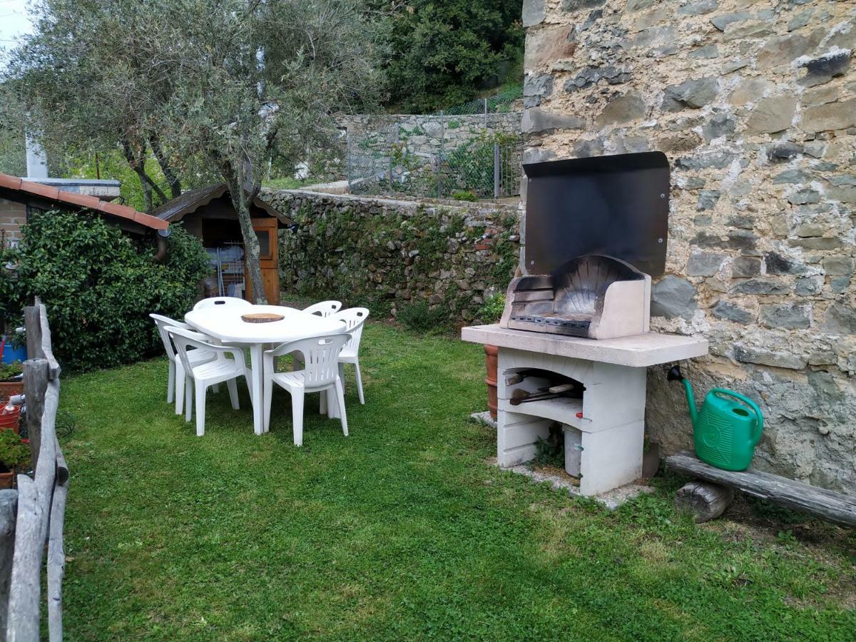 Tra Er Boscu Er Maa Villa Volastra Exterior photo